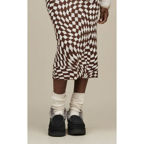 NEW UGG Black Suede Ansley Parc Fur Platform Winter Slip on Boot Size 7 - Picture 2 of 11